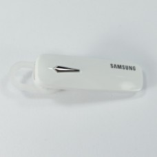 หูฟัง บลูทูธ Samsung NT-166 เชื่อมต่อมือถือพร้อมกัน 2 เครื่อง สีขาว