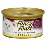 Fancy Feast Grilled Chicken in Gravy ชนิดเปียก สำหรับแมวโต สูตรเนื้อไก่ในน้ำเกรวี่ 85 กรัม