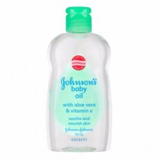 จอห์นสัน Johnson's เบบี้ ออยล์ อโลเวรา แอนด์ วิตามินอี 50 มล.