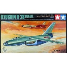 TA 61601 1/100 Ilyushin IL-28 Beagle