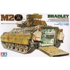 TA 35132 U.S. M2 Bradley Infantry Fighting Vehicle