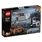 LEGO Technic 42062 Container Yard