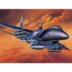 AC 12478 (2110) F-15E STRIKE EAGLE 1/72