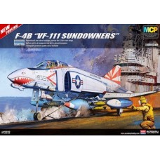 AC 12232 F-4B VF-111 SUNDOWNERS     1/48