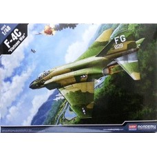 AC 12294 F-4C VIETNAM WAR      1/48