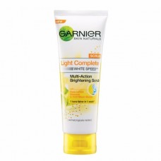 GARNIER Light Complete Scrub 50 ml