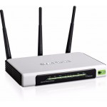 TPLINK 300Mbps Advanced wireless N Router
